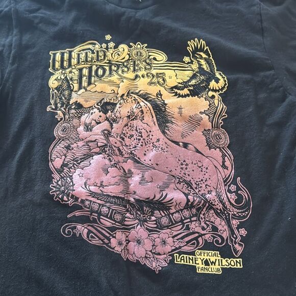 Lainey Wilson Fan Club t-shirt. Sz M - Picture 2 of 4